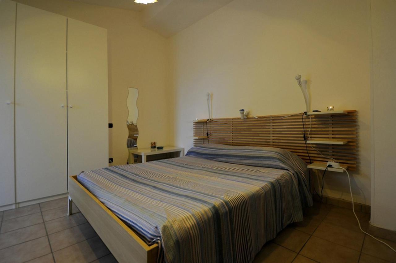 A La Vue: Shared Bath With Ac Near Fiera Di Roma Guest house Fiumicino