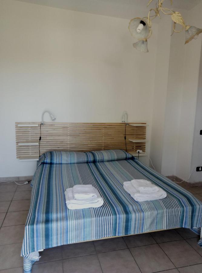 A La Vue: Shared Bath With Ac Near Fiera Di Roma *