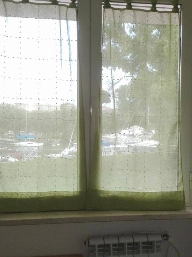 A La Vue: Shared Bath With Ac Near Fiera Di Roma
