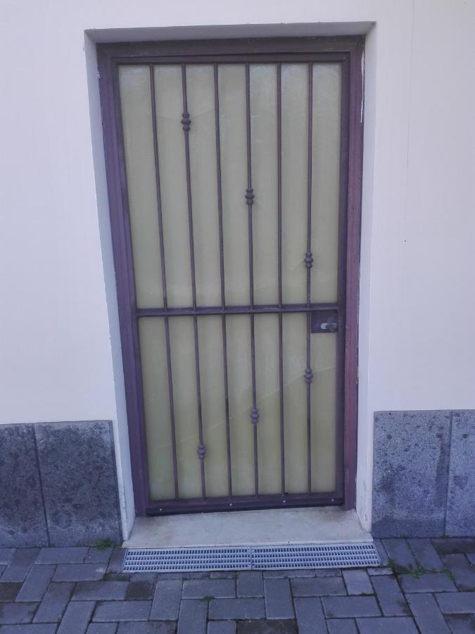 Guest house A La Vue: Shared Bath With Ac Near Fiera Di Roma Fiumicino